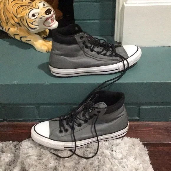 Converse All-Stars Chuck Taylor Men's Gray High-Top Sneakers - Picture 3 of 5